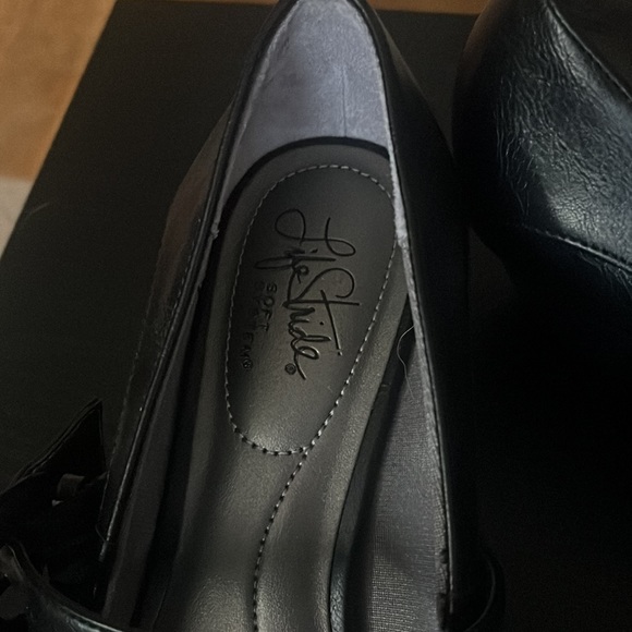 Life stride 8.5 Wife- pumps - new - Picture 2 of 4